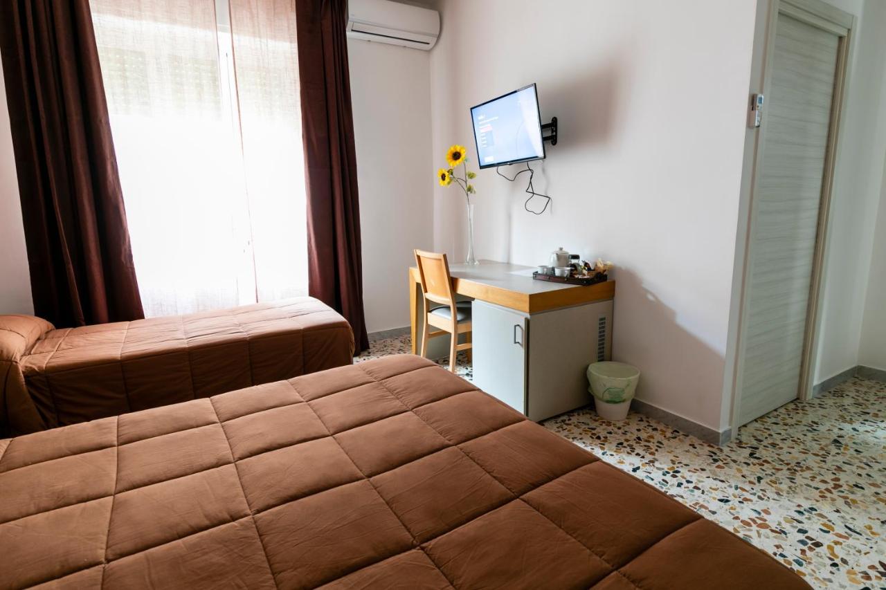 Отель Spira Mirabilis Napoli Экстерьер фото