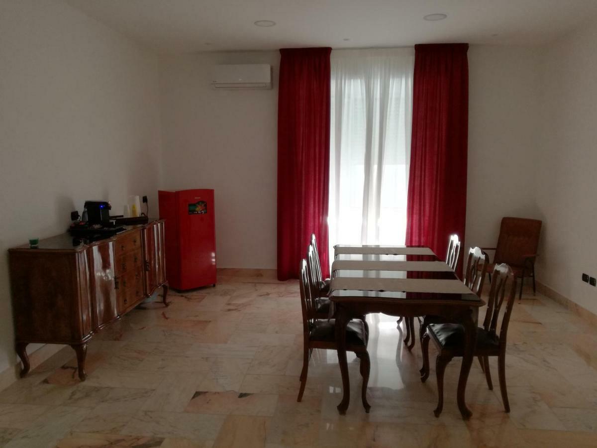 Отель Spira Mirabilis Napoli Экстерьер фото